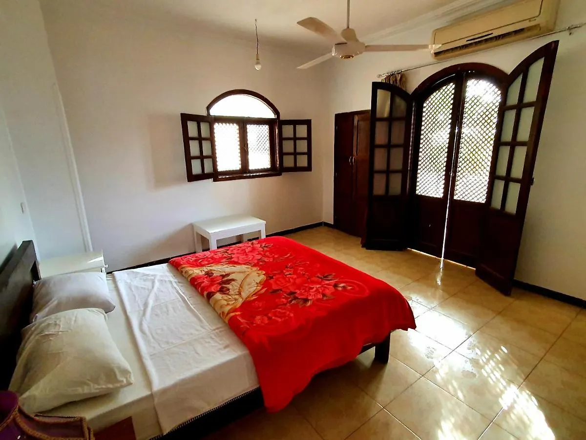 Apartamento Luxor Guest House